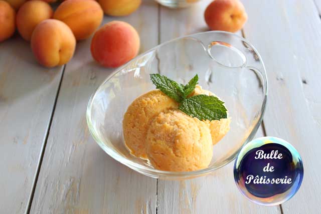 Dessert : glace à l'abricot façon italienne