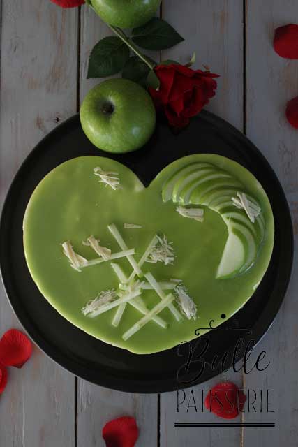Dessert de St Valentin : Entremets Coeur Pomme Verte - Noisette