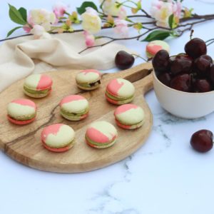 Macarons Maison : parfums pistache & cerise