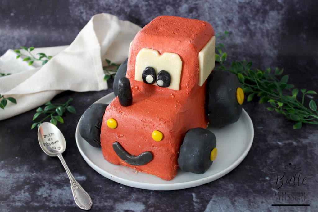 Entremets d'anniversaire : le gâteau tracteur