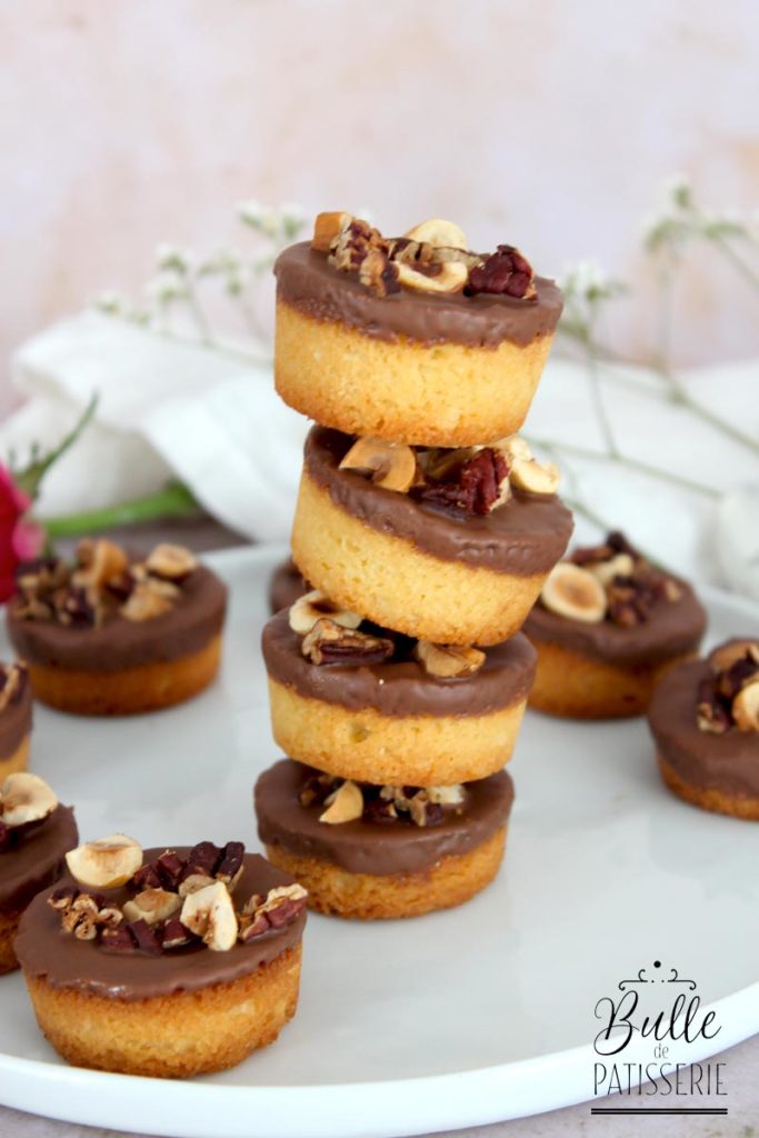 Krumchy : mini-tartelettes chocolat-caramel et fruits secs