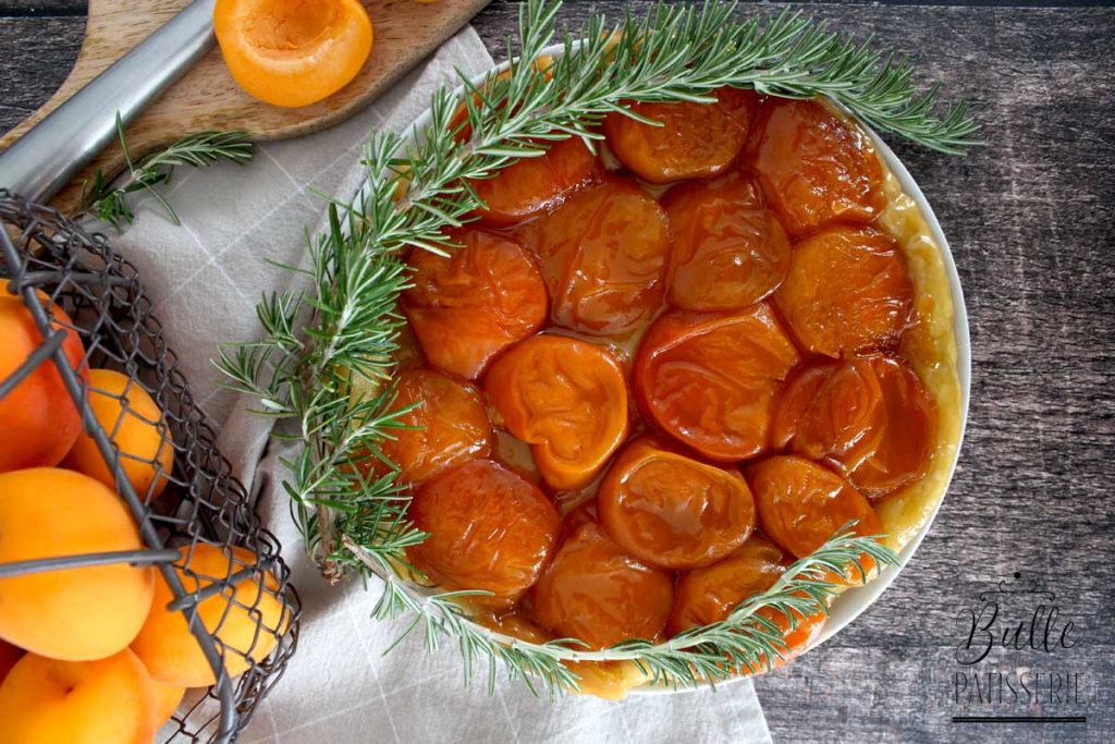 Tarte aux abricots revisitée : version tarte tatin