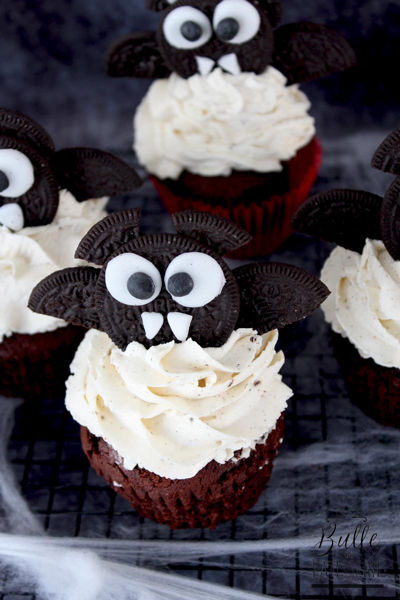 Cupcakes toile d'araignée pour Halloween, avec un délicieux